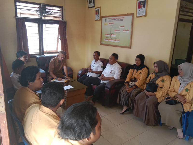 Pemdes Lubuk Besar Sambut Mahasiswa KKN Unisi