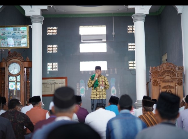 Gelar Safari Jum’at, Plt Bupati Kuansing Berharap Masyarakat Makmurkan Masjid