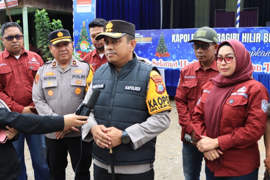 Kapolres Inhil dan PJU Cek Pos Terpadu Pelayanan Kecamatan Kemuning Perbatasan Riau-Jambi