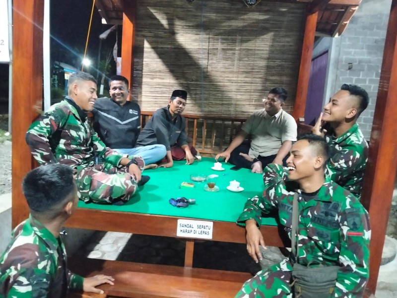 Satgas TMMD ke-129 Aktifkan Ronda Malam Bersama Warga, Perkuat Keamanan dan Kebersamaan di Desa Ledok Tempuro