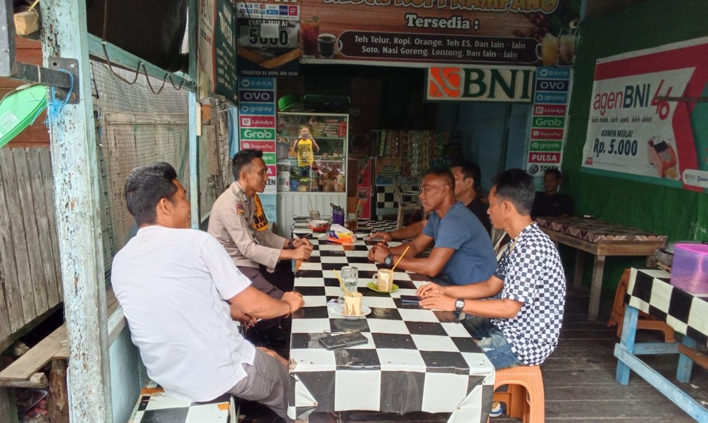 Bhabinkamtibmas Desa Belaras Koordinasi Pendataan Lahan Jagung untuk Dukung Swasembada Pangan