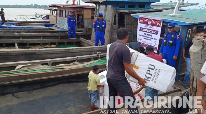 Polres Inhil Lakukan Pengamanan dan Pengawalan Logistik Pilkada 2024 ke 11 Kecamatan