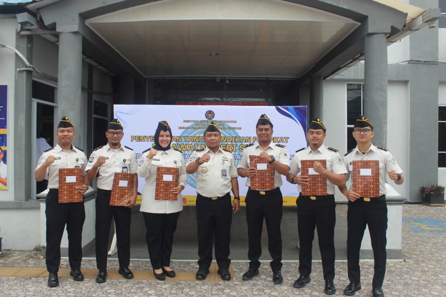 Enam Pegawai Lapas Bengkalis Naik Pangkat