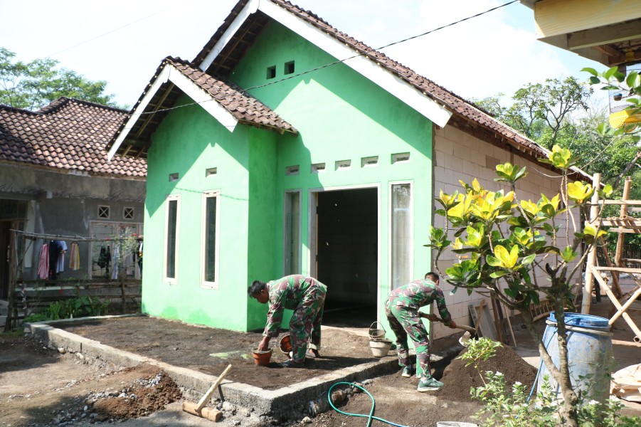 Senyum Bahagia Penerima Manfaat RTLH, Rehab Rumah Segera Rampung.