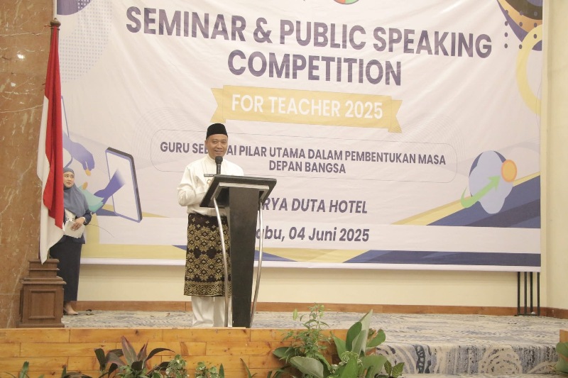 Wawako Pekanbaru Buka Public Speaking Competition for Teacher