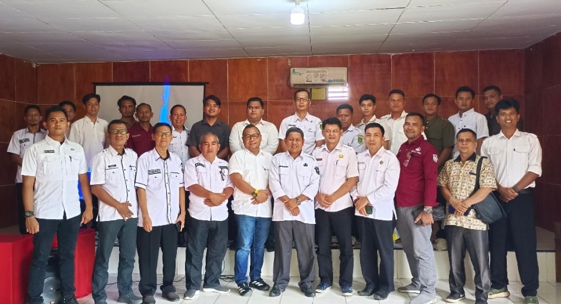 Pemdes se Kecamatan Kemuning Hadiri Sosialisasi Penegasan Batas Desa