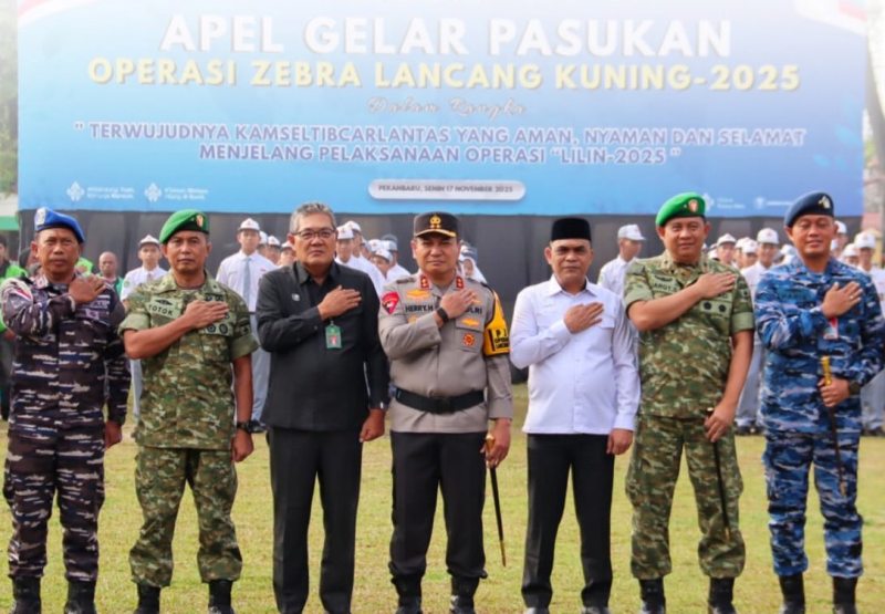 Ketua DPRD Riau Hadiri Apel Gelar Pasukan Operasi Zebra Lancang Kuning 2025