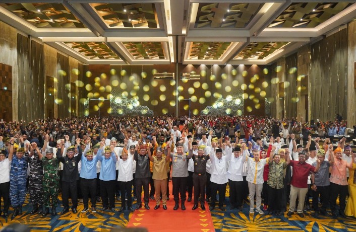 Sebanyak 43 calon kepala daerah di Provinsi Riau menggelar deklarasi Pilkada damai