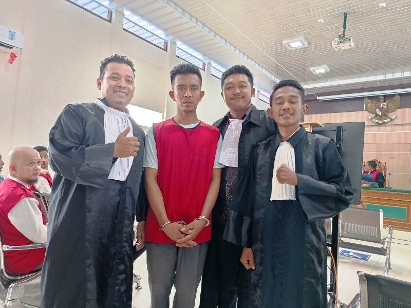 Tadah Hasil Curian, Fajar Dipenjara 7 Bulan