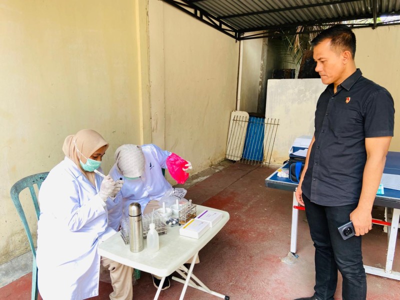 Sat Reskrim Polres Inhil Bersama BPOM dan Disperindag Laksanakan Operasi Pasar Jelang Ramadhan 1447 H