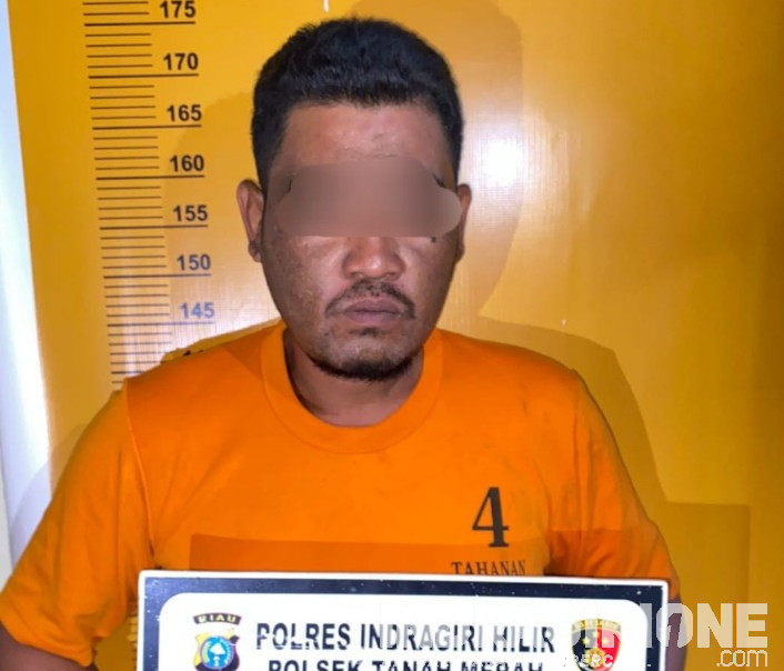 Pengedar Sabu di Kuala Enok Berusaha Buang BB Saat Diamankan