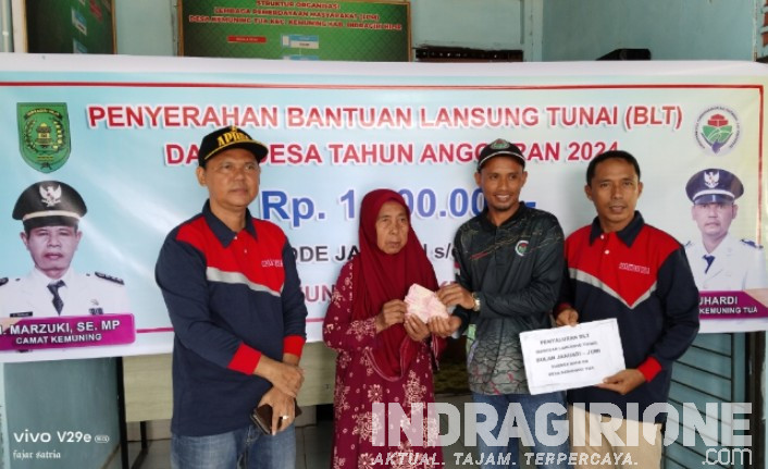 Pemdes Kemuning Tua Salurkan BLT DD Tahap 1 dan 2