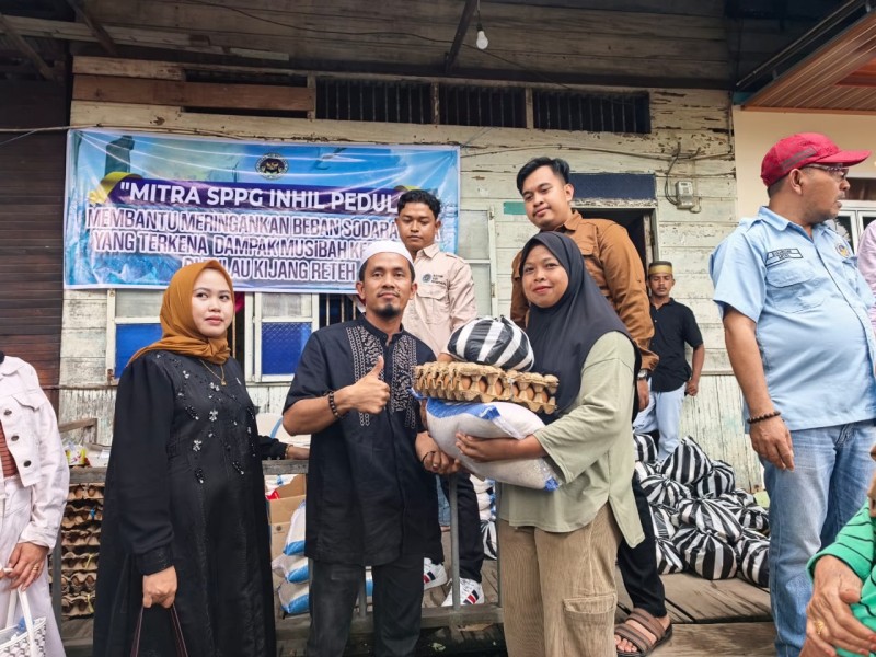 Bukan Sekadar Urus Gizi, Mitra SPPG se-Inhil Turun Tangan Ringankan Luka Korban Kebakaran di Pulau Kijang