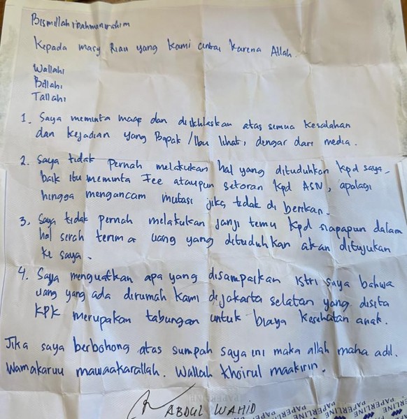 Sumpah Bertandatangan Gubernur Riau Abdul Wahid di Secarik Kertas