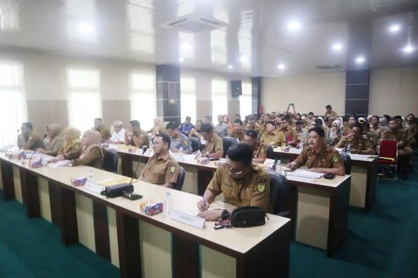 Pemkab Inhil Gelar Rapat Evaluasi Realisasi Fisik dan Keuangan APBD