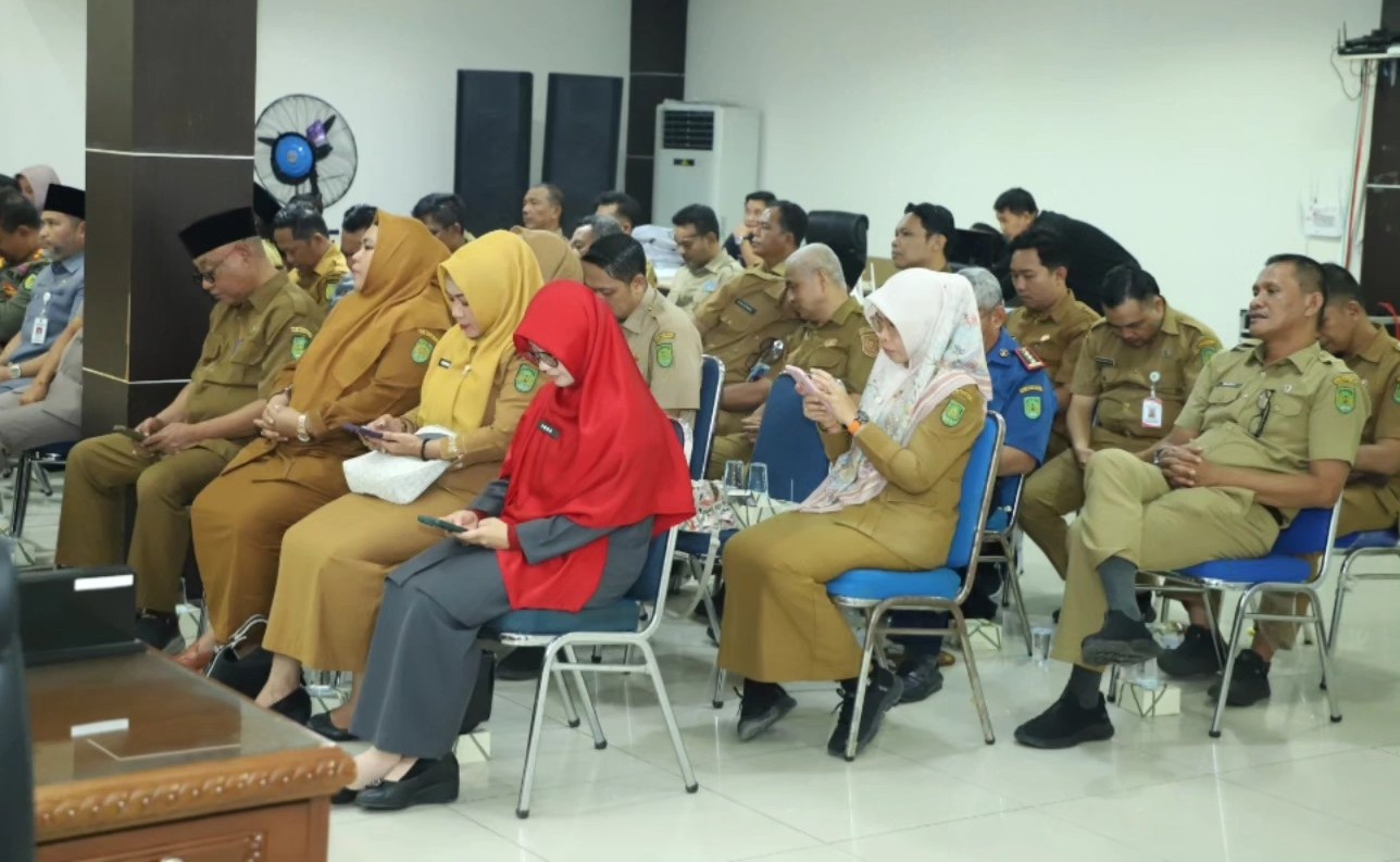Bupati Inhil Menghadiri Rapat Paripurna Ke 30 DPRD Inhil Masa Persidangan IV Tahun 2025