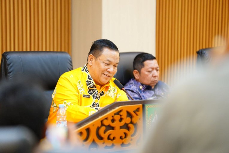 Dialog Bersama Insan Pers, Plt Gubri Pastikan Pelayanan Publik Tetap Berjalan