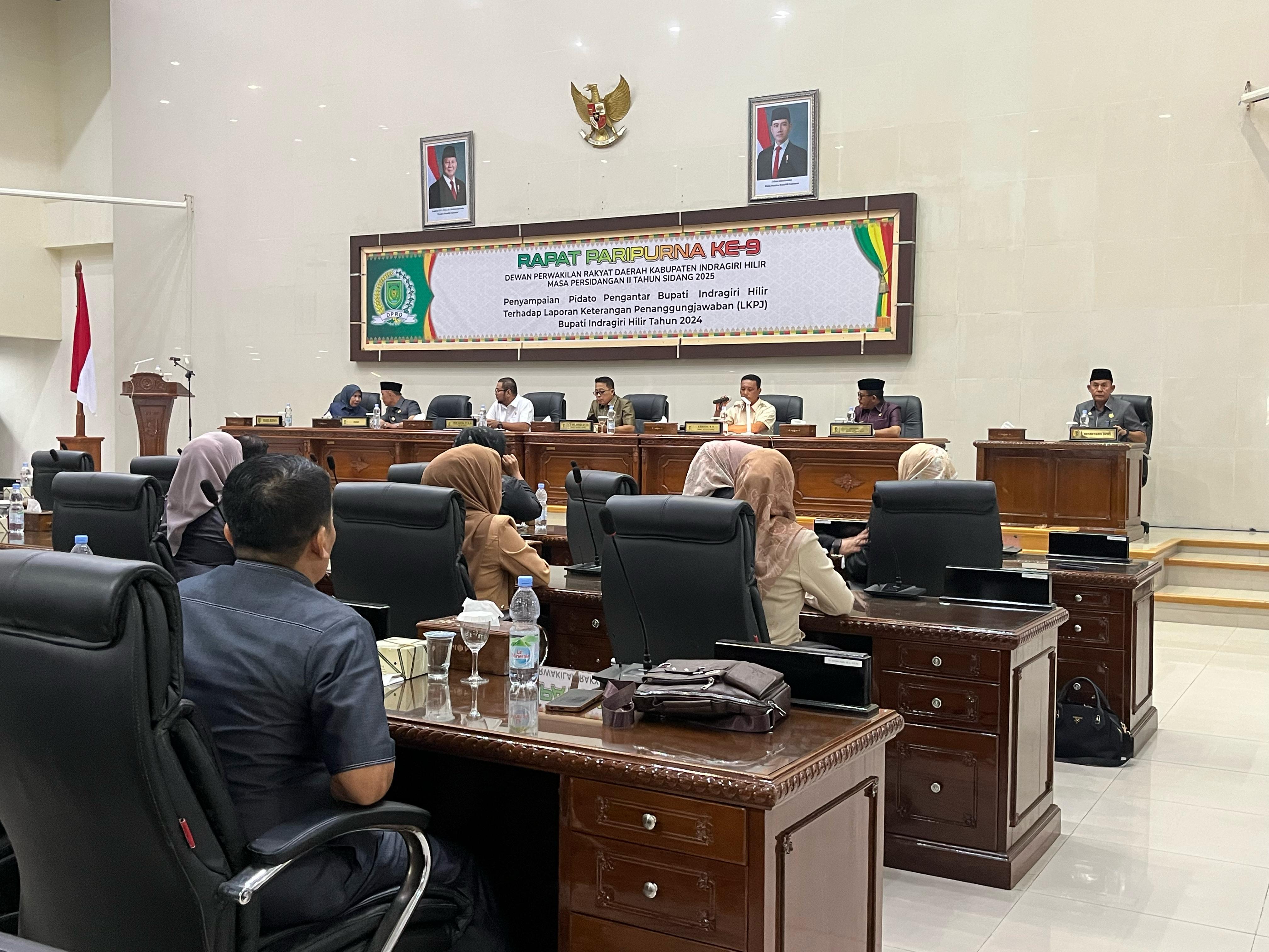 Bupati Indragiri Hilir,H. Herman, Hadiri Rapat Paripurna Ke-9 Masa Persidangan 2 Tahun 2025