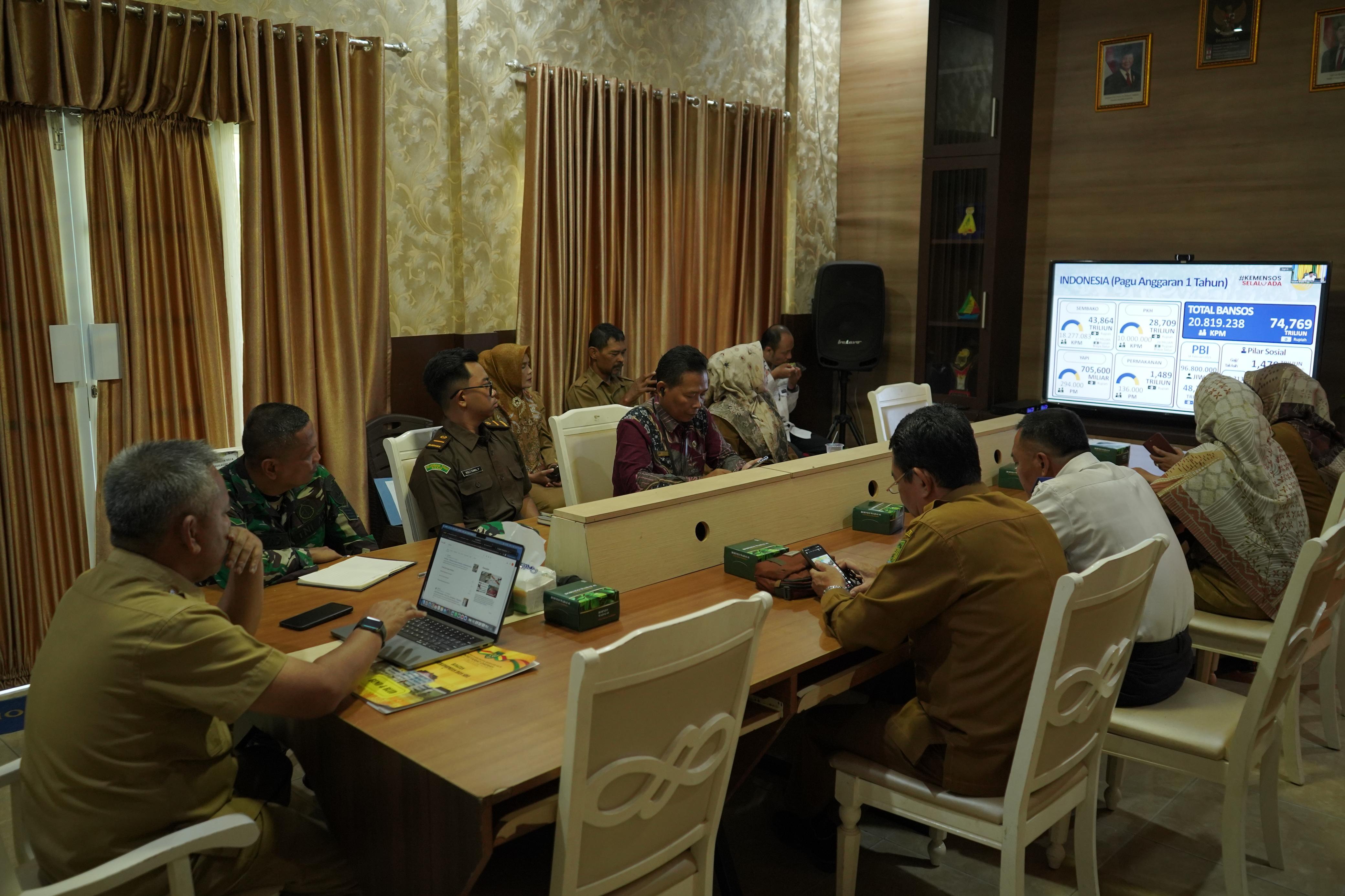 Bupati Inhil Diwakili Asisten II Hadiri Rakor Rutin Pengendalian Inflasi