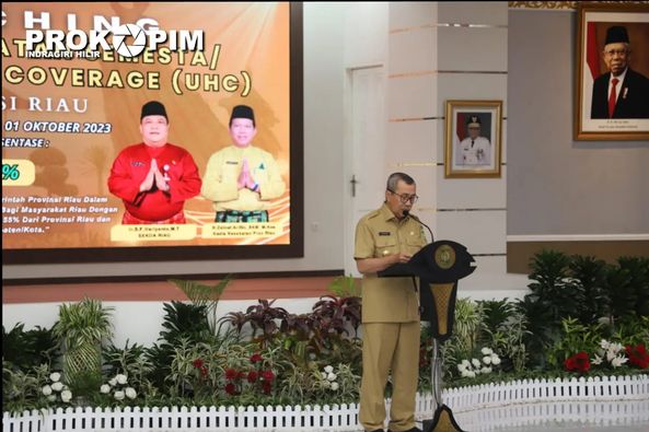 Bupati Inhil H.M.Wardan Menerima Penghargaan Jaminan Kesehatan Semesta (UHC) Tahun 2023