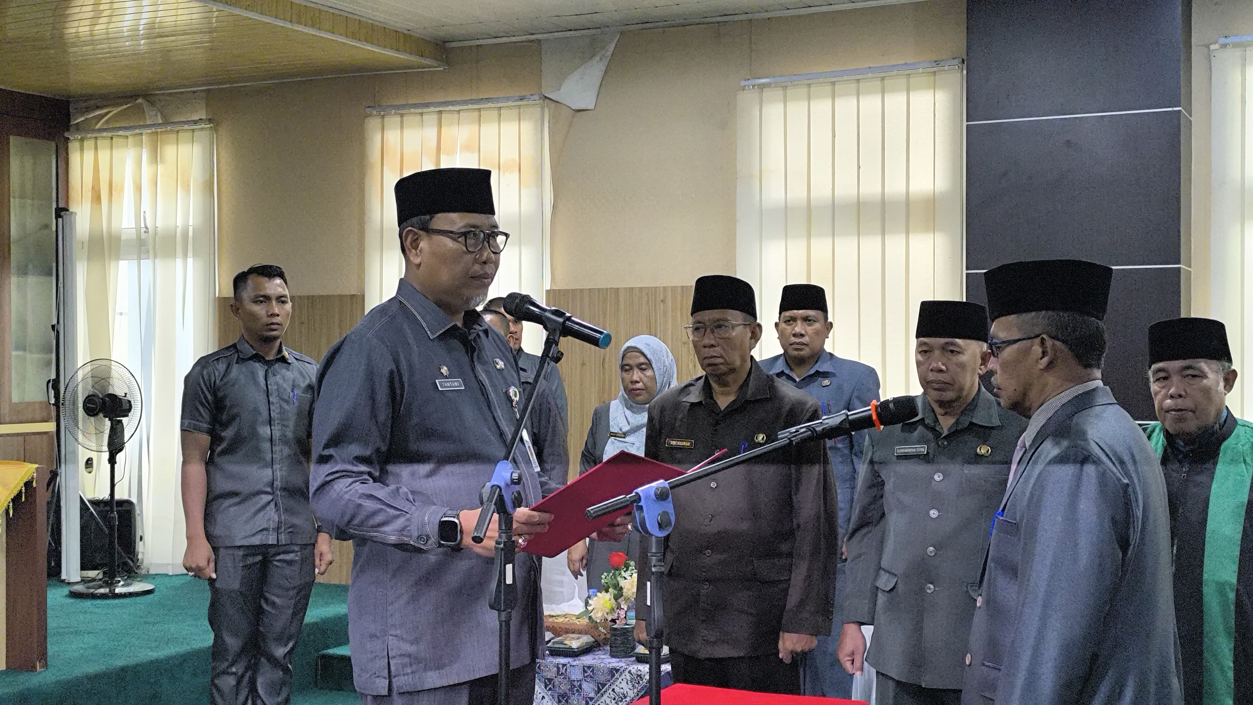 Bupati Inhil Hadiri Pelantikan Pejabat Fungsional, Mari Tingkatkan Kinerja Bersama