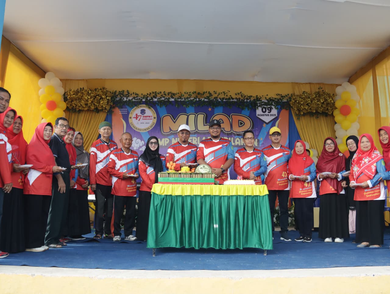 Perayaan Milad SMPN 1 Tembilahan, Bupati Harapkan Makin Banyak Lahirnya Generasi Berdaya Saing