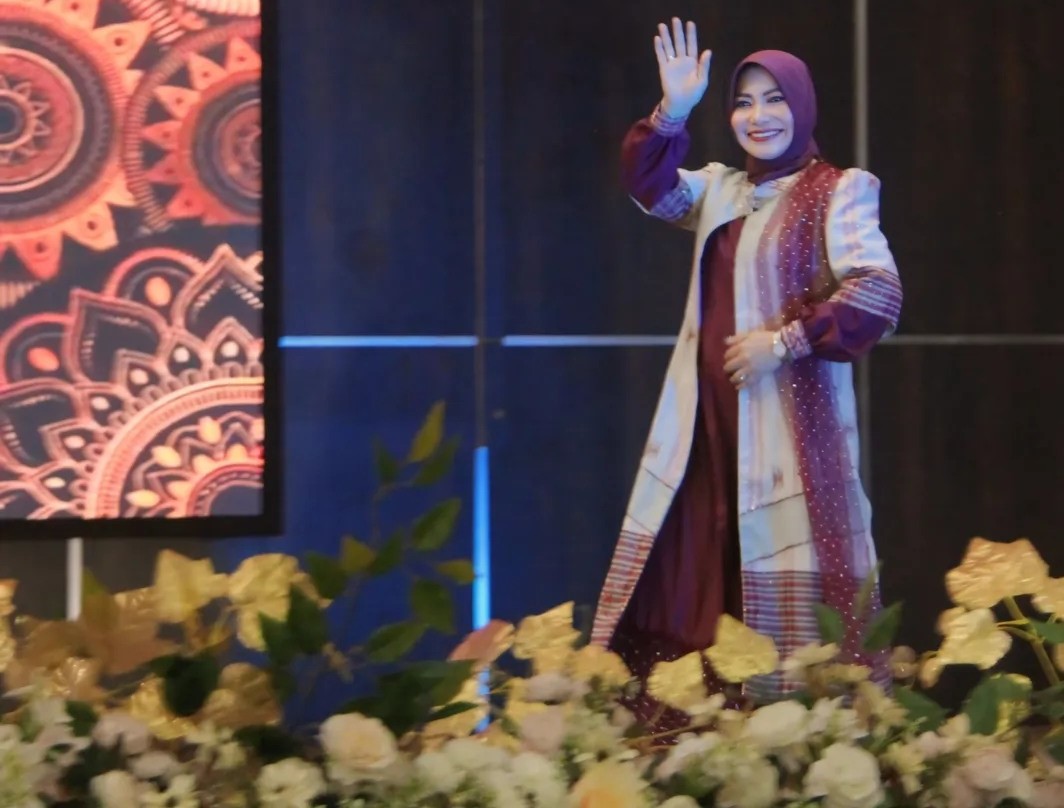 Malam Puncak Peringatan Hari Kartini Ke-146, Pj Bupati Herman : Perjuangan Kartini Patut Jadi Motivasi Kaum Wanita