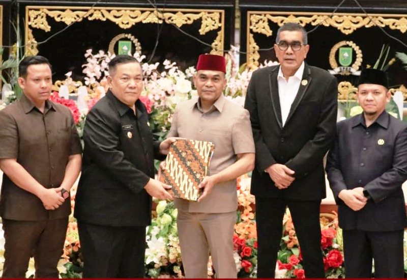 Dihadiri Plt Gubri, DPRD Riau Gelar Rapat Paripurna dengan Sejumlah Agenda Strategis