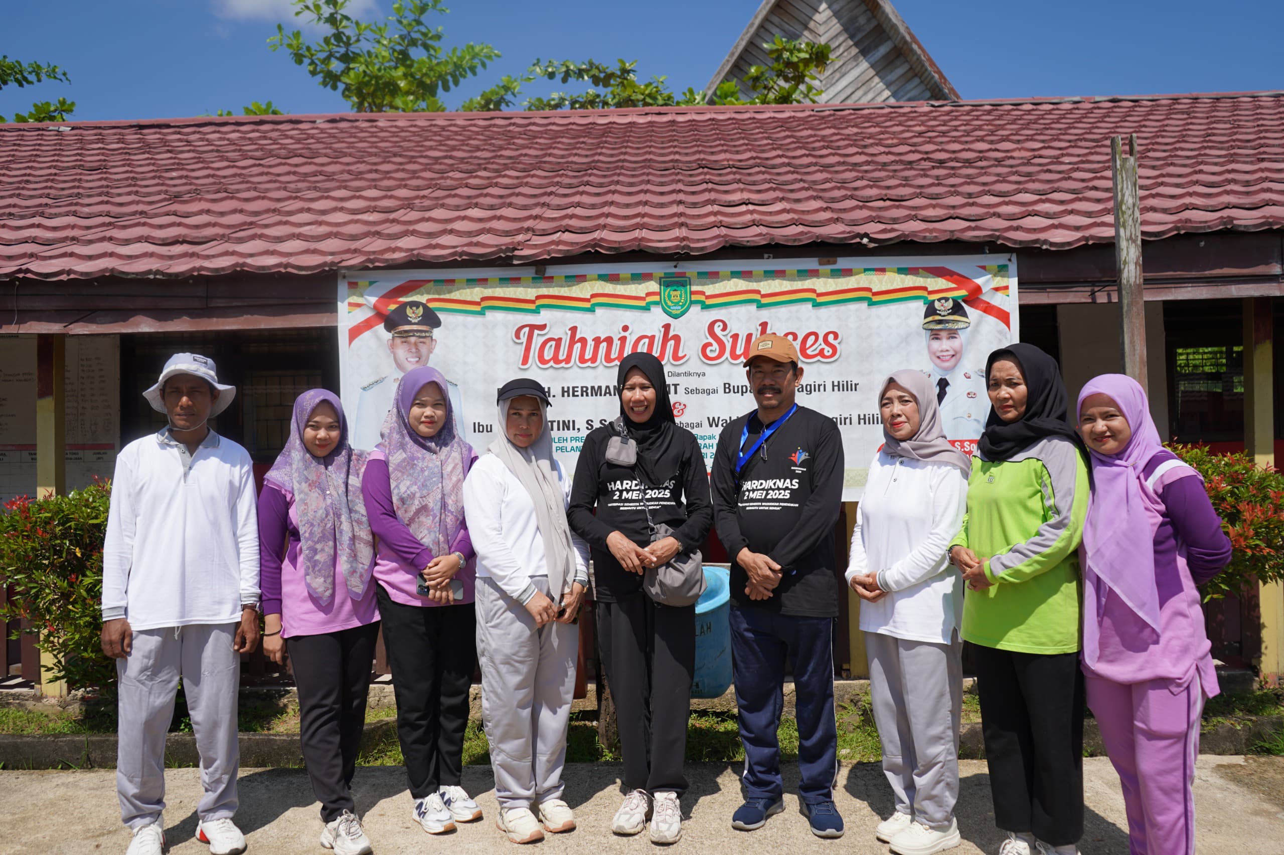 Wabup Yuliantini Tinjau SDN 007 dan SDN 008 Tembilahan