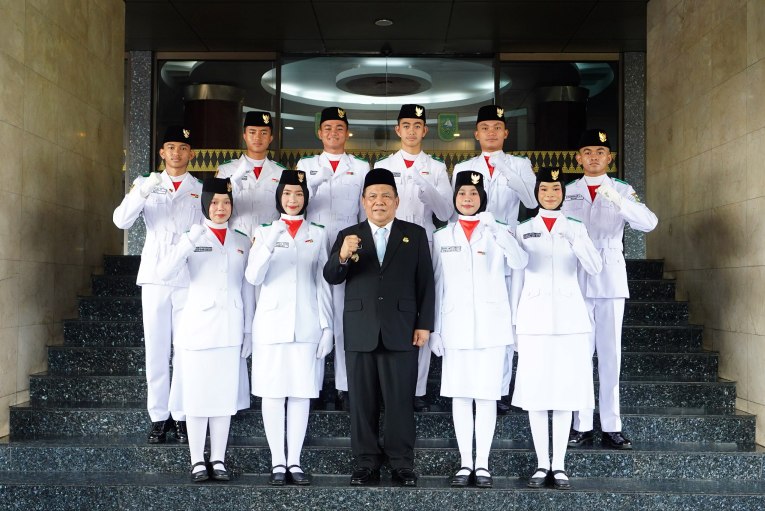 Plt Gubri Pimpin Peringatan Hari Pahlawan, Momentum Menjaga Api Perjuangan
