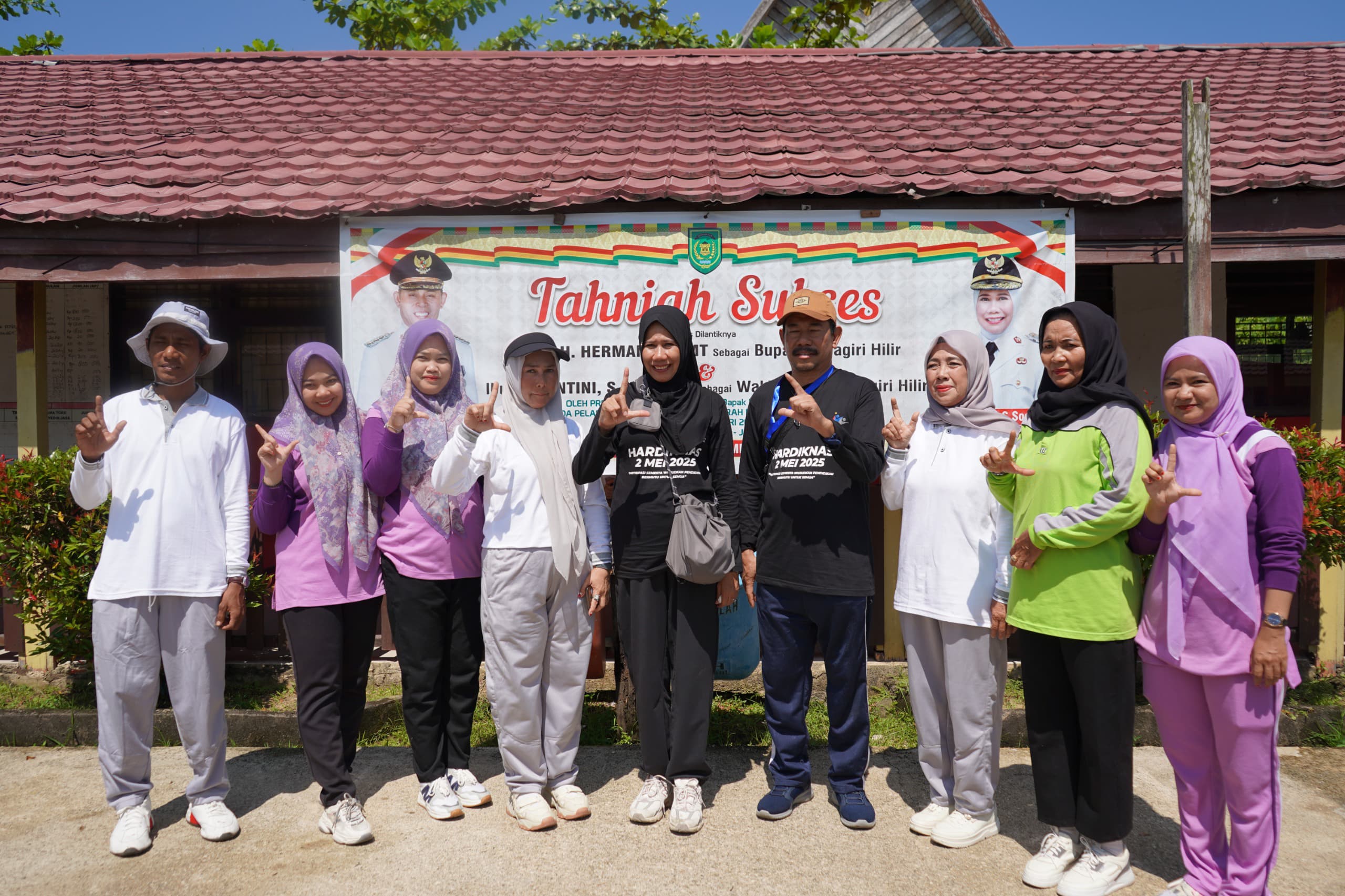 Wabup Yuliantini Tinjau SDN 007 dan SDN 008 Tembilahan