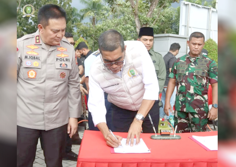 Wakil Ketua DPRD Riau Hadiri Pemusnahan Barang Bukti Hasil Razia Cipta Kondisi