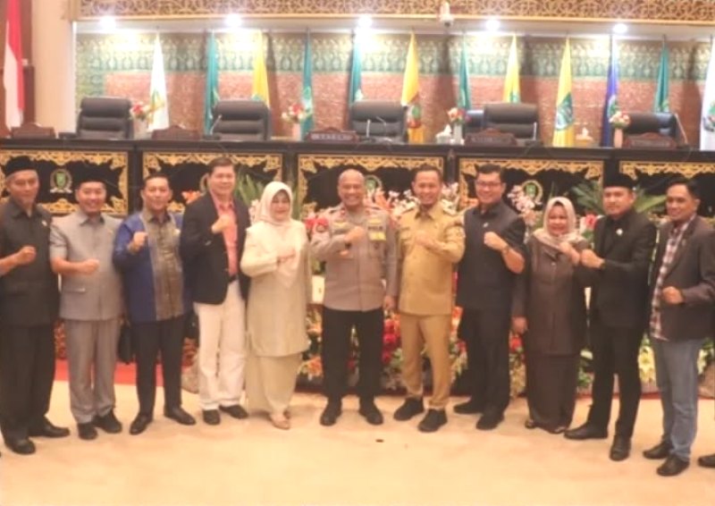 Rapat Paripurna Penyampaian Pidato Perdana Gubernur Digelar di DPRD Riau