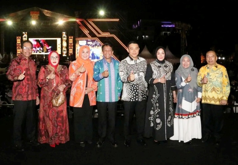 Pimpinan DPRD Riau Hadiri Closing Ceremony Gebyar BBI BBWI dan Lancang Kuning Carnival 2024