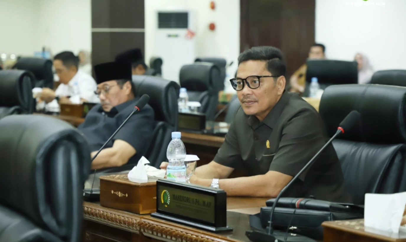 Bupati Inhil Menghadiri Rapat Paripurna Ke 30 DPRD Inhil Masa Persidangan IV Tahun 2025