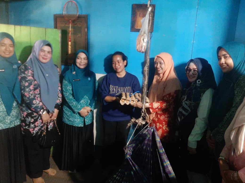 Ketua GINTAS Serahkan Bantuan untuk Anak Stunting dan Keluarga Berisiko, Ajak Semua Pihak Perkuat Kepedulian