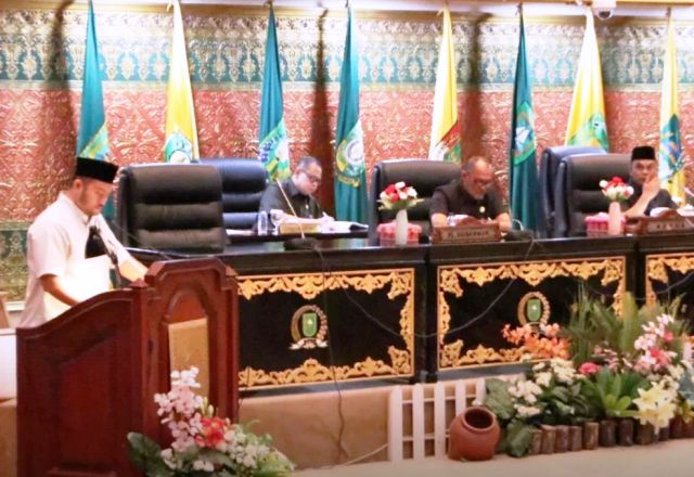 Rapat Paripurna Pembentukan AKD Digelar, Susunan Komisi di DPRD Riau Terbentuk