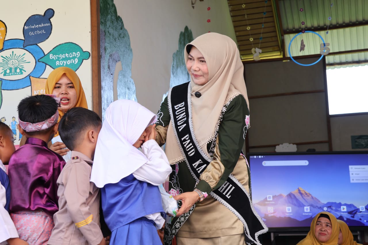 Bunda PAUD Inhil Lakukan Kunjungan Kerja ke TK ABA, Dorong Penguatan Wajib Belajar 13 Tahun