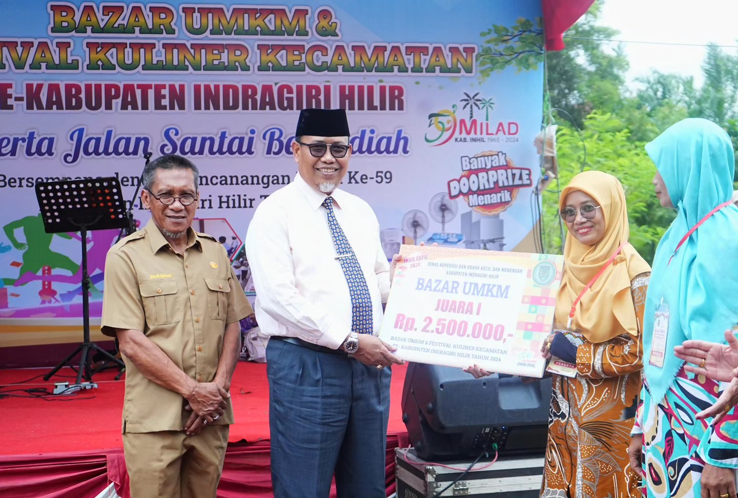 Asisten I Setda Inhil Tutup Bazar UMKM dan Festival Kuliner Kecamatan Se-Kabupaten Indragiri Hilir