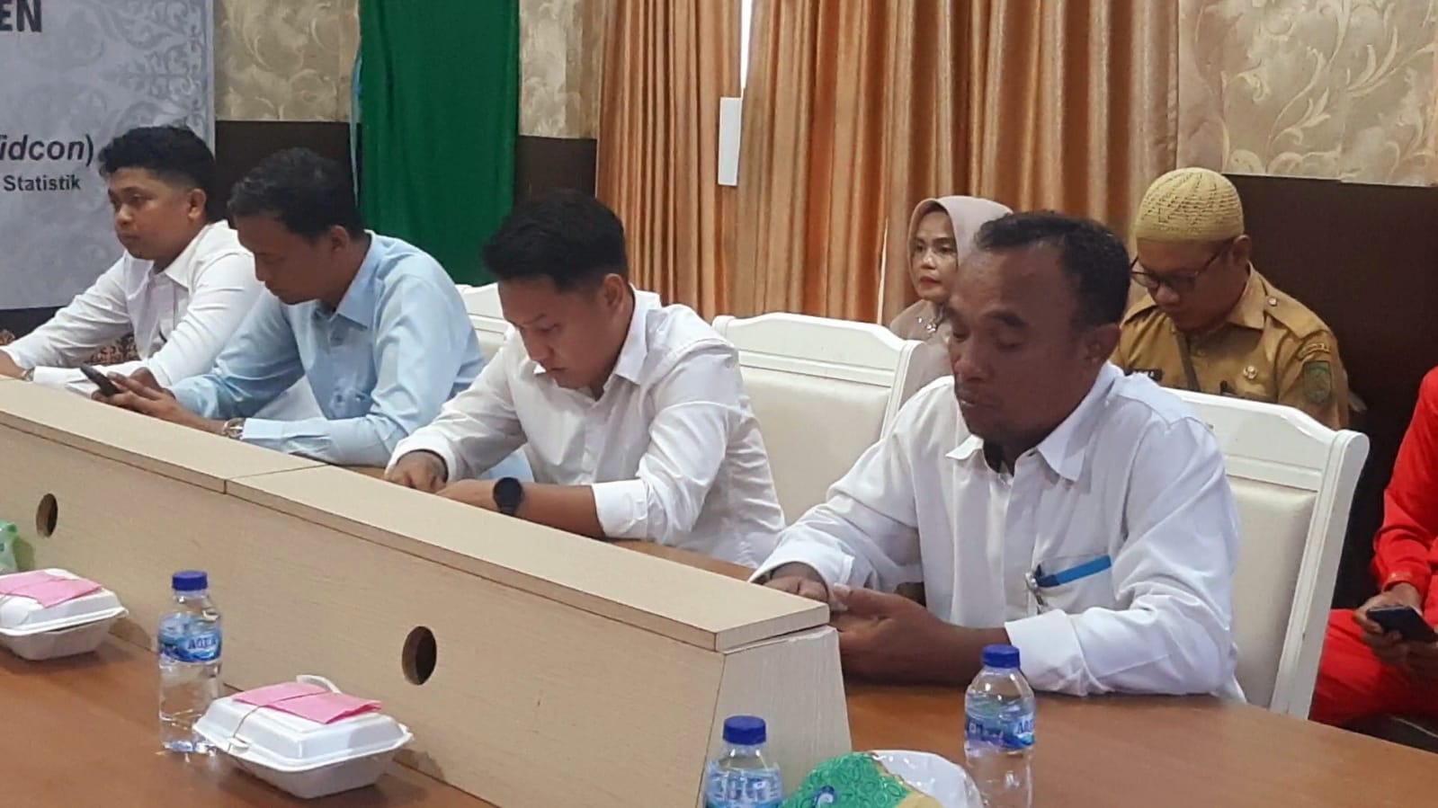 Pemkab Inhil Ikuti Rapat Koordinasi Pengendalian Inflasi Daerah Tahun 2024 Secara Virtual