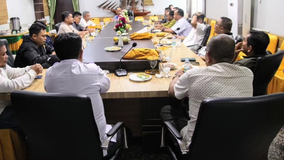 Pj. Bupati Inhil Herman Gesa Realisasi Kapal Roro Tembilahan  Batam