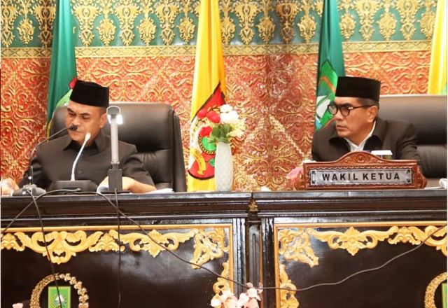 Rapat Paripurna Pembentukan AKD Digelar, Susunan Komisi di DPRD Riau Terbentuk