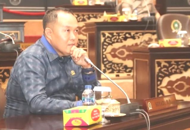 Rapat Paripurna Pembentukan AKD Digelar, Susunan Komisi di DPRD Riau Terbentuk