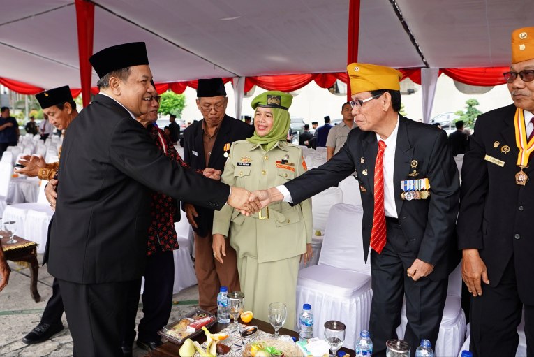 Plt Gubri Pimpin Peringatan Hari Pahlawan, Momentum Menjaga Api Perjuangan