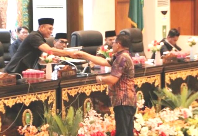 Rapat Paripurna Pembentukan AKD Digelar, Susunan Komisi di DPRD Riau Terbentuk
