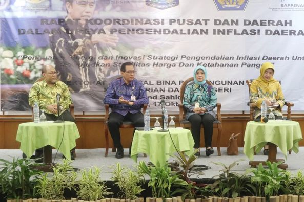 Sekda Inhil Hadiri Rakorpusda Pengendalian Inflasi