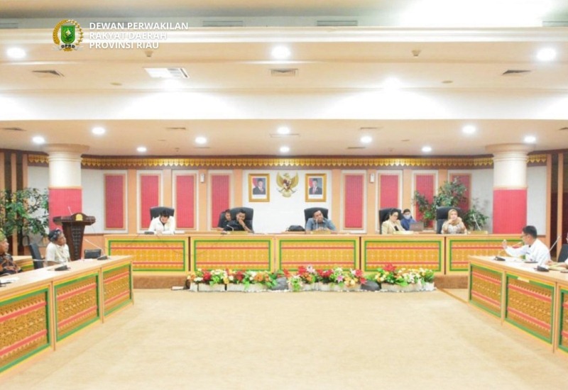 Wakil Ketua DPRD dan Komisi II RDP dengan Masyarakat Adat Pagaran Tapah