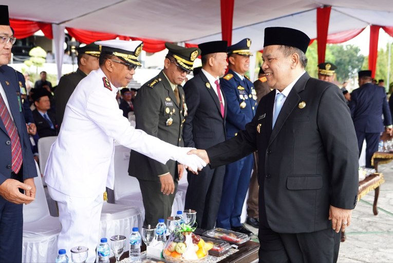 Plt Gubri Pimpin Peringatan Hari Pahlawan, Momentum Menjaga Api Perjuangan