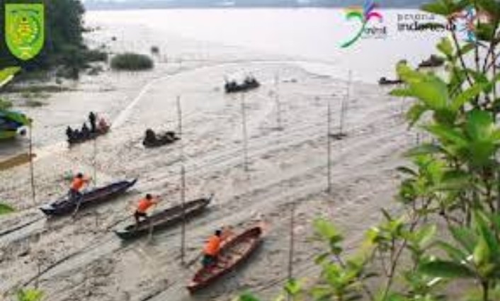 GALERI: Pacu Sampan Leper, Festival yang Ditunggu-tunggu