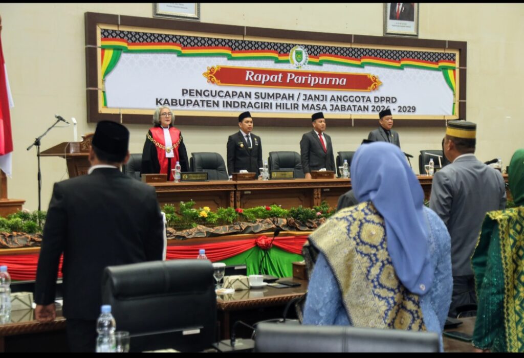 DPRD Inhil Gelar Rapat Pari Purna Pengucapkan Sumpah Janji 45 Anggota
